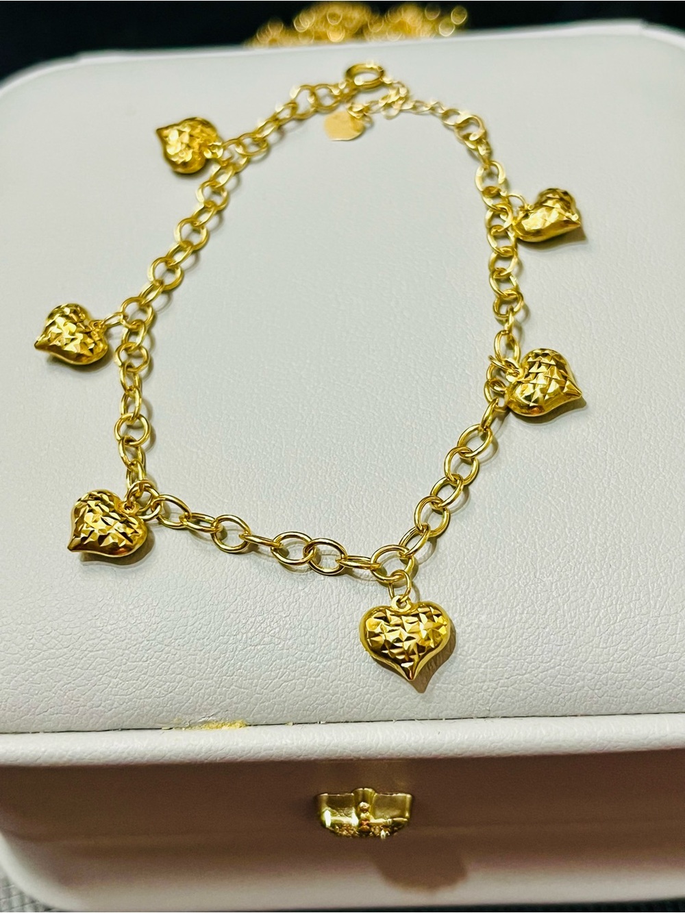 18k Gold Heart Charm Bracelet